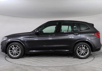 Подержанный автомобиль BMW X3 2019 года (5 фото)