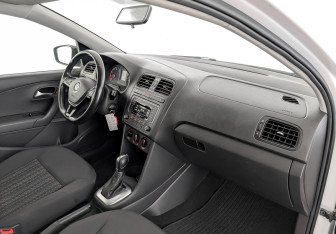 Подержанный автомобиль Volkswagen Polo Sedan 2019 года (11 фото)