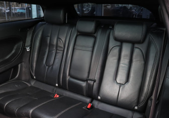 Подержанный автомобиль Land Rover Range Rover Evoque 2012 года (10 фото)