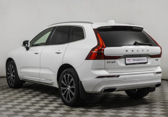 Подержанный автомобиль Volvo XC60 2020 года (7 фото)