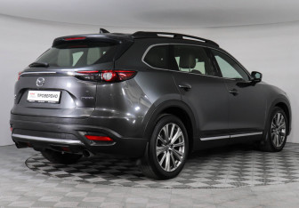 Подержанный автомобиль Mazda CX-9 2022 года (5 фото)