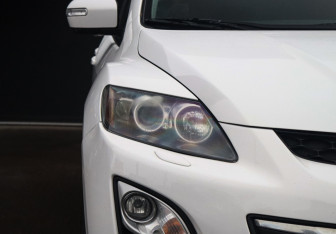 Подержанный автомобиль Mazda CX-7 2011 года (14 фото)