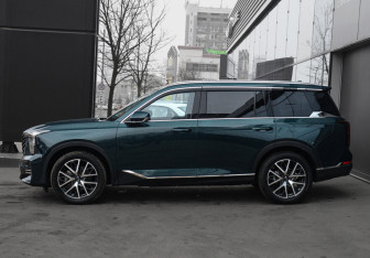 Подержанный автомобиль GAC GS8 2024 года (8 фото)