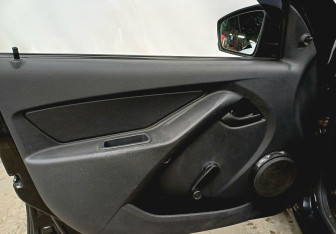 Подержанный автомобиль LADA (ВАЗ) Granta Liftback 2015 года (15 фото)