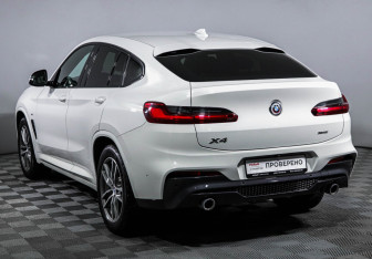 Подержанный автомобиль BMW X4 2018 года (7 фото)