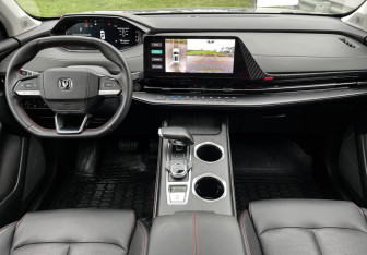 Подержанный автомобиль Changan CS55PLUS 2024 года (12 фото)