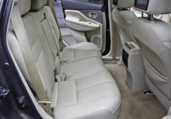 Подержанный автомобиль Nissan Murano Suv 2019 года (12 фото)