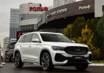 Подержанный автомобиль Geely Monjaro 2023 года (2 фото)