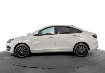 Подержанный автомобиль LADA (ВАЗ) Vesta Sedan 2023 года (8 фото)
