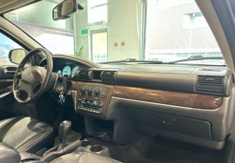 Подержанный автомобиль ГАЗ Volga Siber 2008 года (10 фото)