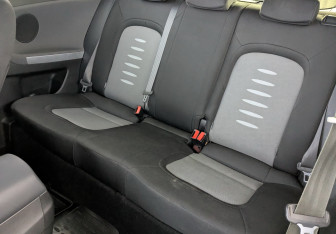 Подержанный автомобиль Kia Ceed Hatchback 2014 года (12 фото)