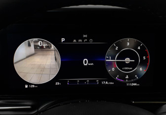 Подержанный автомобиль Kia Carnival 2020 года (14 фото)