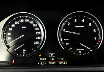 Подержанный автомобиль BMW X2 2020 года (13 фото)