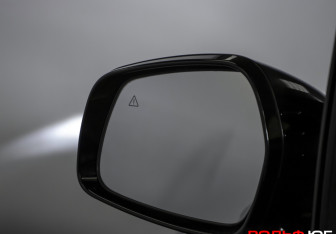 Подержанный автомобиль Kia Carnival 2021 года (24 фото)