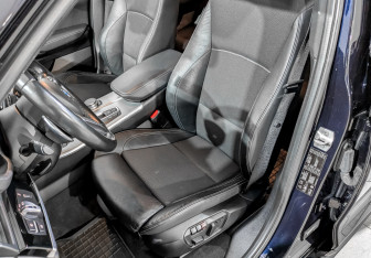 Подержанный автомобиль BMW X4 2018 года (20 фото)