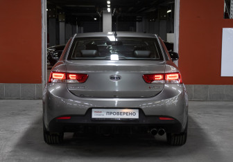 Подержанный автомобиль Kia Cerato Coupe 2012 года (6 фото)