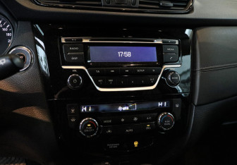 Подержанный автомобиль Nissan X-Trail 2020 года (16 фото)