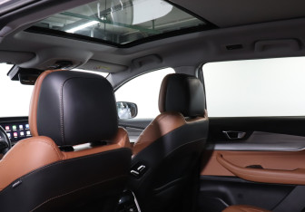 Подержанный автомобиль Chery Tiggo 8 Pro Max 2022 года (21 фото)