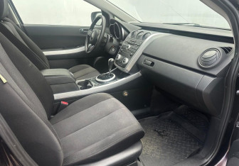 Подержанный автомобиль Mazda CX-7 2008 года (13 фото)