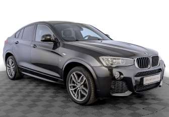 Подержанный автомобиль BMW X4 2017 года (3 фото)
