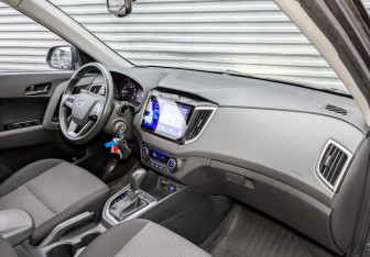 Подержанный автомобиль Hyundai Creta 2021 года (11 фото)