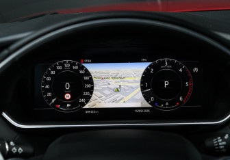 Подержанный автомобиль Land Rover Range Rover Sport 2020 года (34 фото)