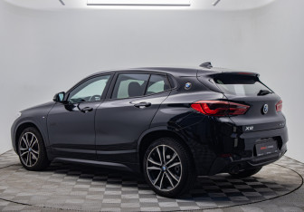 Подержанный автомобиль BMW X2 2019 года (3 фото)
