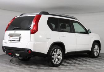 Подержанный автомобиль Nissan X-Trail 2014 года (5 фото)
