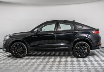 Подержанный автомобиль Geely Tugella 2023 года (8 фото)