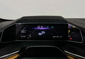 Подержанный автомобиль Zeekr 001 2023 года (11 фото)