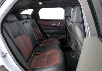 Новый Land Rover Range Rover Velar 2025 (12 фото)