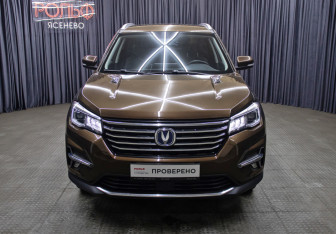 Подержанный автомобиль Changan CS75 2020 года (2 фото)