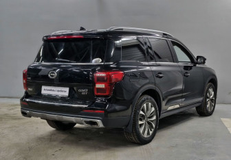 Подержанный автомобиль GAC GS8 2020 года (5 фото)