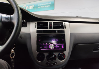 Подержанный автомобиль Chevrolet Lacetti Sedan 2008 года (17 фото)