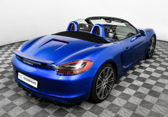 Подержанный автомобиль Porsche Boxster 2015 года (17 фото)