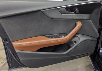 Подержанный автомобиль Audi A5 Liftback 2022 года (18 фото)