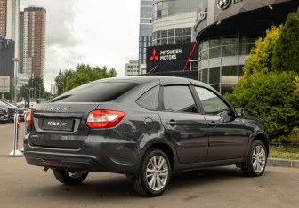 Подержанный автомобиль LADA (ВАЗ) Granta Liftback 2022 года (4 фото)