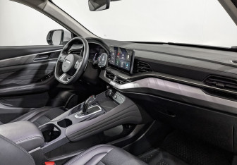 Подержанный автомобиль Haval F7x 2023 года (13 фото)