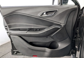 Подержанный автомобиль Москвич 3 2023 года (19 фото)