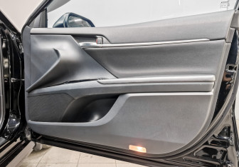 Подержанный автомобиль Toyota Camry Sedan 2021 года (24 фото)