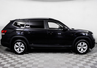 Подержанный автомобиль Volkswagen Teramont 2018 года (4 фото)