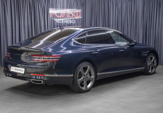 Подержанный автомобиль Genesis G80 2021 года (5 фото)
