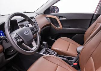 Подержанный автомобиль Hyundai Creta 2020 года (10 фото)