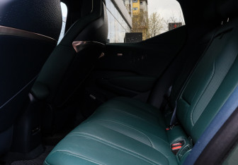 Подержанный автомобиль Zeekr X 2023 года (9 фото)