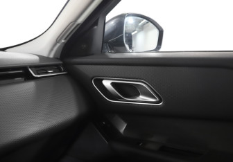 Подержанный автомобиль Land Rover Range Rover Velar 2018 года (22 фото)