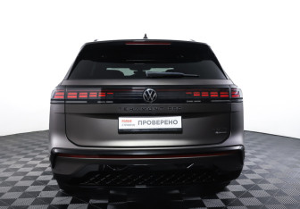 Подержанный автомобиль Volkswagen Teramont 2025 года (6 фото)