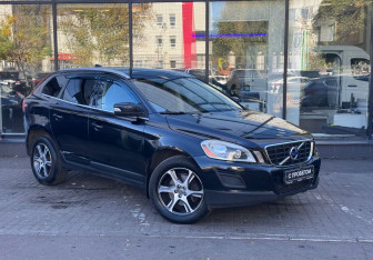 Подержанный автомобиль Volvo XC60 2012 года (3 фото)
