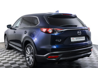 Подержанный автомобиль Mazda CX-9 2022 года (7 фото)