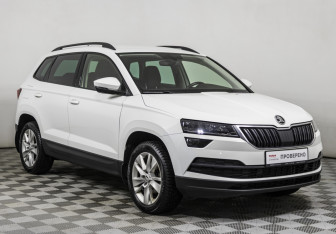 Подержанный автомобиль Skoda Karoq 2020 года (3 фото)