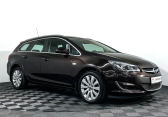 Подержанный автомобиль Opel Astra Wagon 2014 года (3 фото)